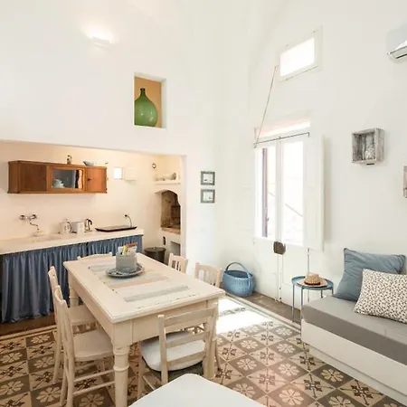 Casa Stella, Casa Con Terrazzo Panoramico A 10 Min Da Gallipoli Matino