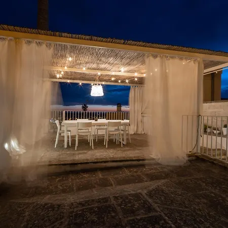 Casa Stella, Casa Con Terrazzo Panoramico A 10 Min Da Gallipoli Matino